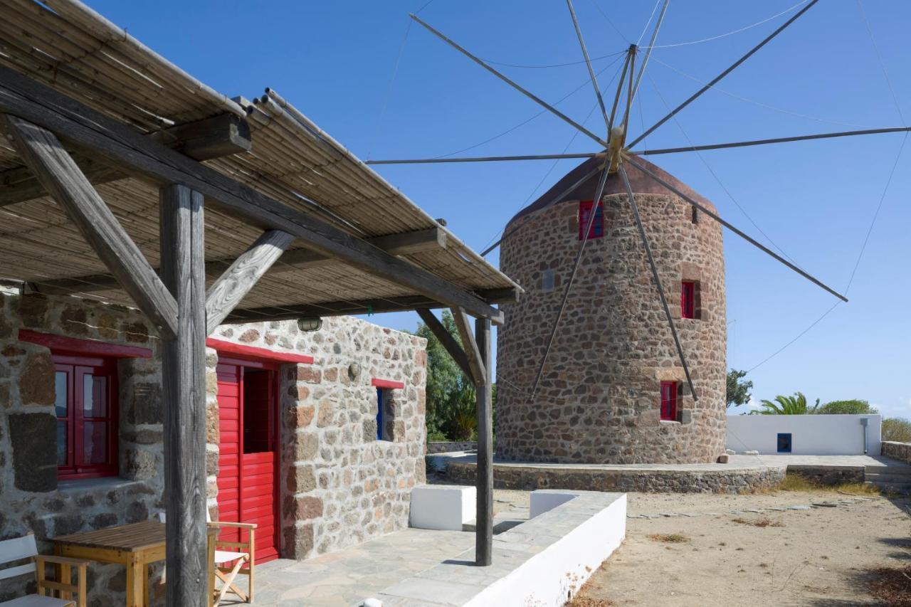 Marketos Windmill And Houses تريبيتي المظهر الخارجي الصورة