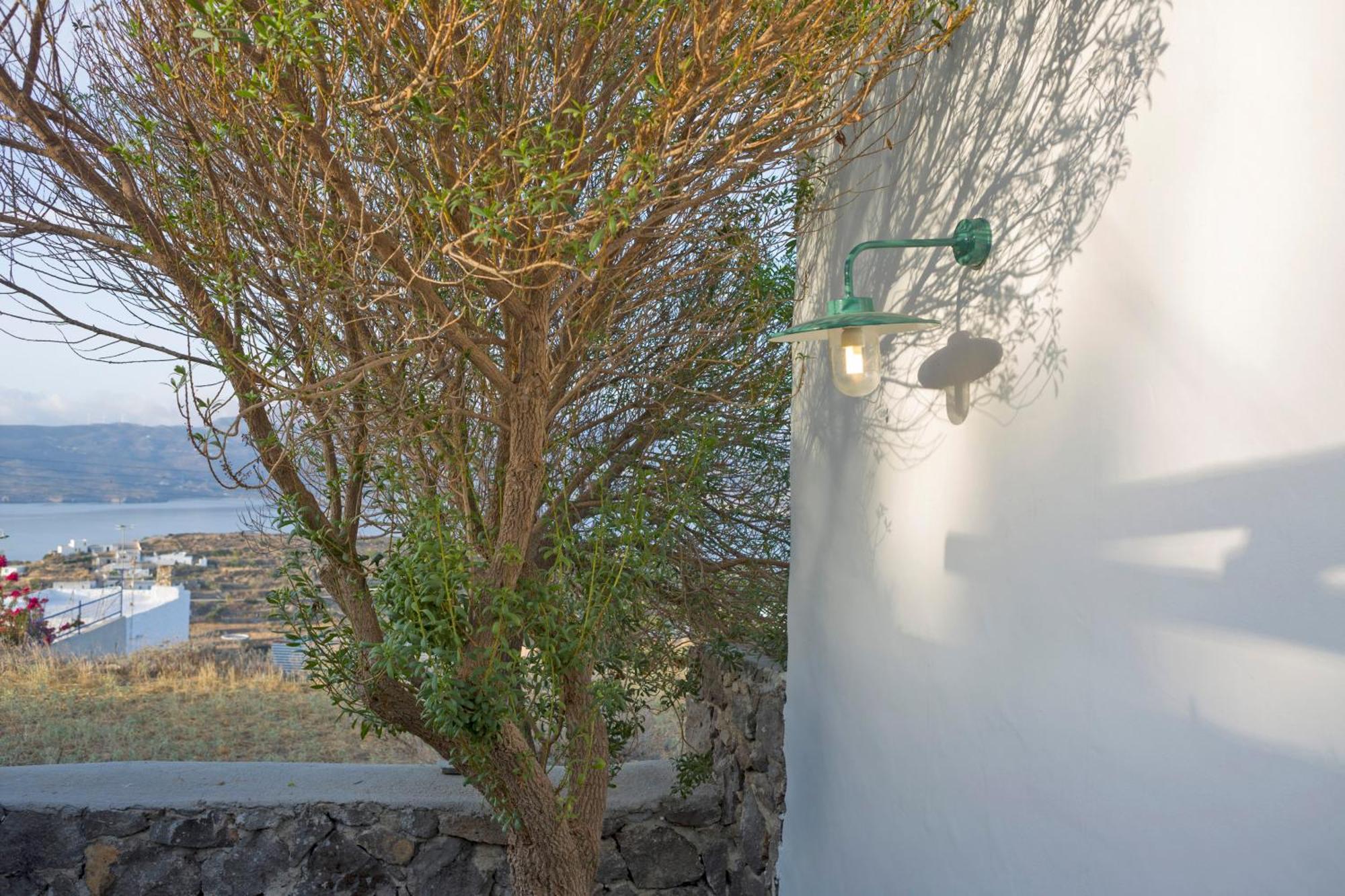 Marketos Windmill And Houses تريبيتي المظهر الخارجي الصورة